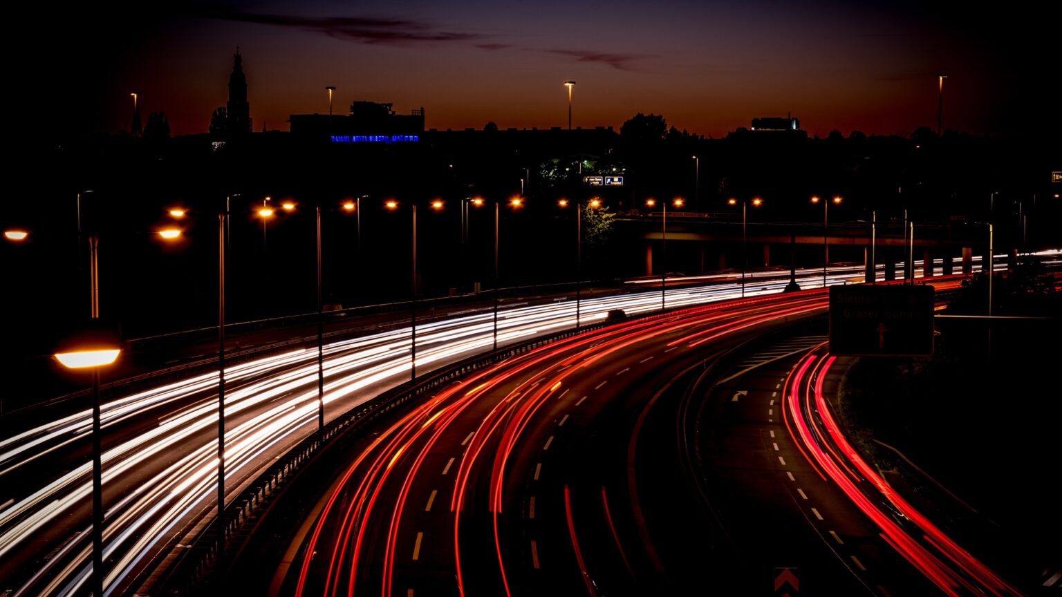 emkanicepic highway 4494907